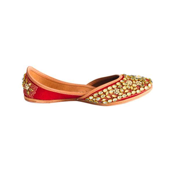 Red Kundan Punjabi Jutti