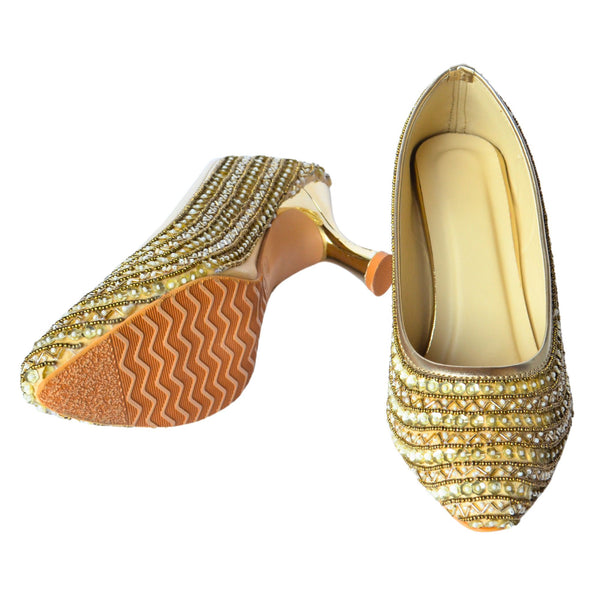Golden Jutti with heel