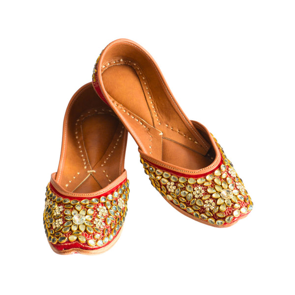 Red Kundan Punjabi Jutti