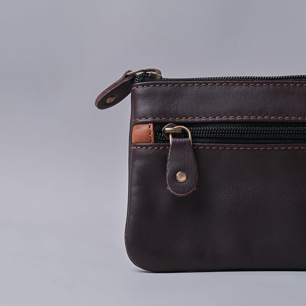 Unisex Brown Leather Travel Pouch