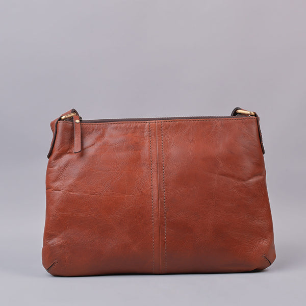 Unisex Classic Tan Leather Messenger Bag