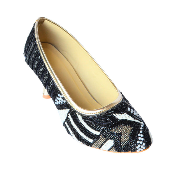 Black/ White Jutti with heel